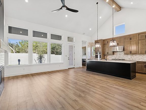 The Jacksboro - Family Room