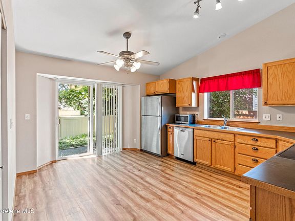 5741 N Lachaise Ln - Kitchen (2)_07292022