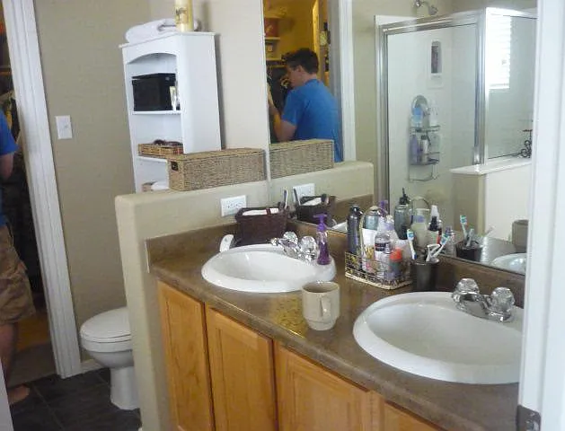 908 Waterfall Dr NE — Photo 10