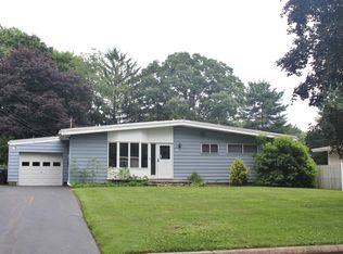 83 Parkview Ter, Lincroft, NJ 07738