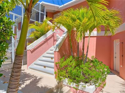 1676 Middle Gulf Dr, Sanibel, FL, 33957