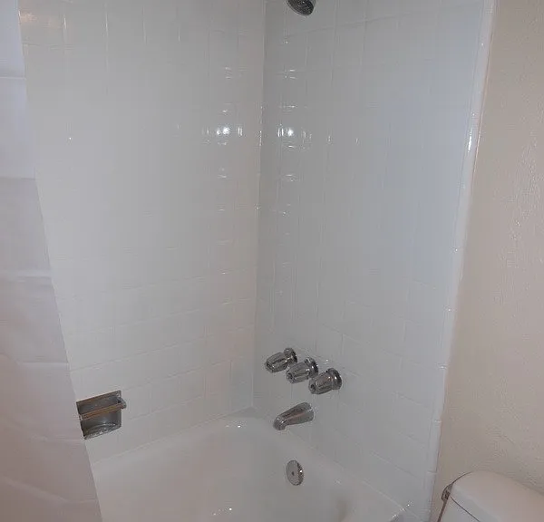104 Redwood Ave — Photo 7