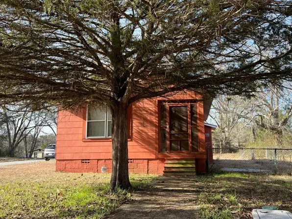 1626 3rd Ave, Opelika, AL 36801