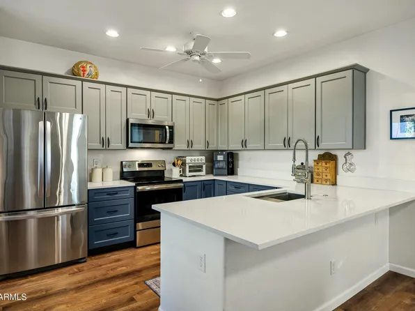 3962 W ROUNDABOUT Circle, Chandler, AZ 85226