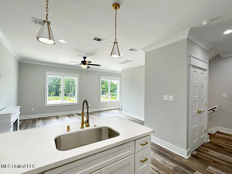 10152 Seymour Ave #A — Photo 22