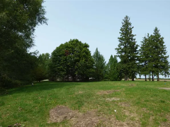 4589 Sand Rd SE, Iowa City, IA 52240