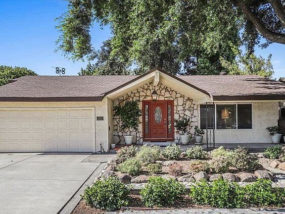 4th image of 2602 Madrone Ave