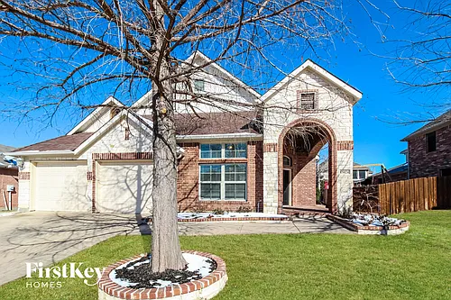 15024 Spruce St Photo 1