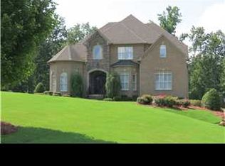 1009 Lucy Cir, Trussville, AL 35173