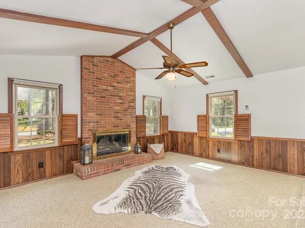 9413 Hinson Dr #52, Matthews, NC 28105