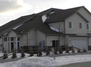 2406 Fox River Pkwy, Waukesha, WI 53189