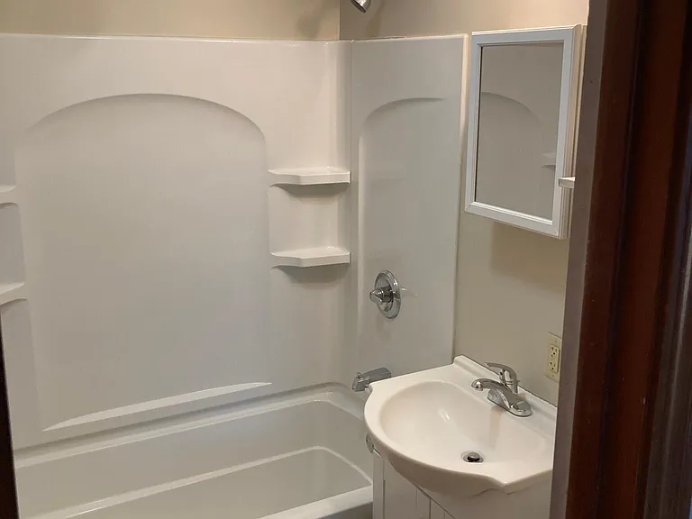 521 N Orchard St — Photo 11