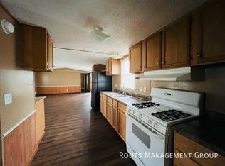1410 Teakwood St #1410TW, Salina, KS 67401