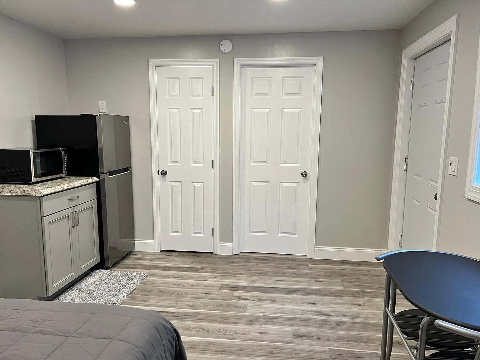 1 bed, $1,300 — Photo 2