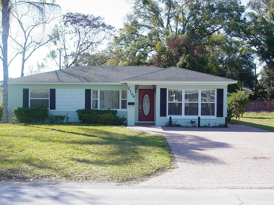 1st image of 2104 Killarney Dr