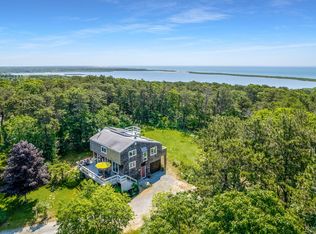 10 N Abels Hill Rd, Chilmark, MA 02535