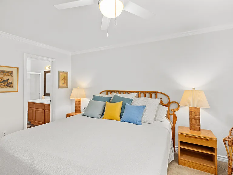 235 Avenida Lobiero #104 — Photo 21