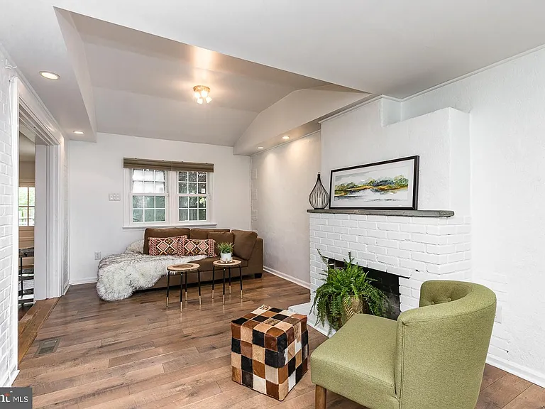 339 E Spring Ave — Photo 11