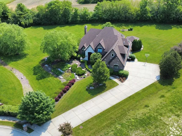 18545 S Marilynn Ct, Mokena, IL 60448