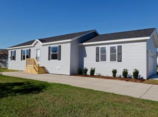 269 Waterway Ct, Lapeer, MI 48446