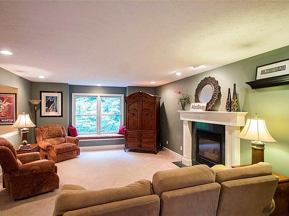 4th image of 1168 Gold Crest Dr