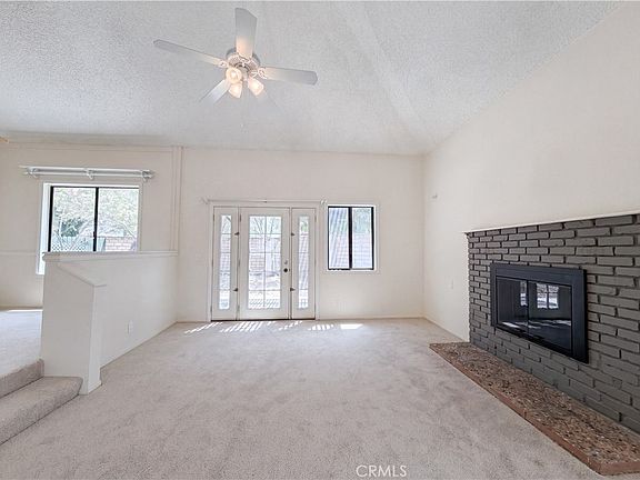 3rd image of 441 Tepatitlan Ct