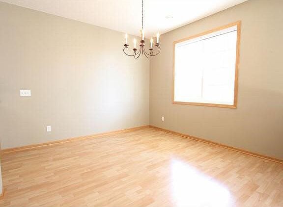 4th image of 11019 Oak Grove Circle