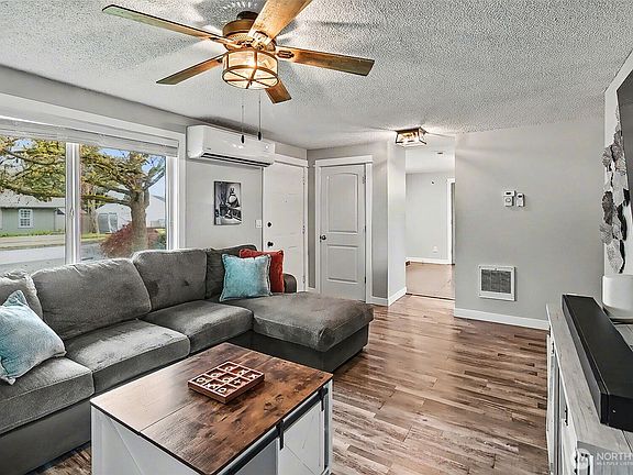 4th image of 4103 NE 127th Avenue