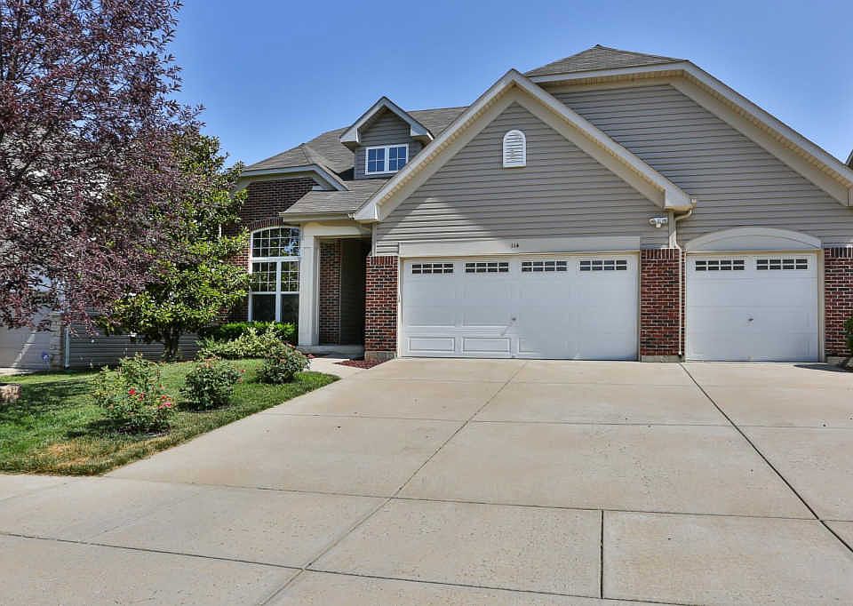 2nd image of 114 Berry Manor Cir