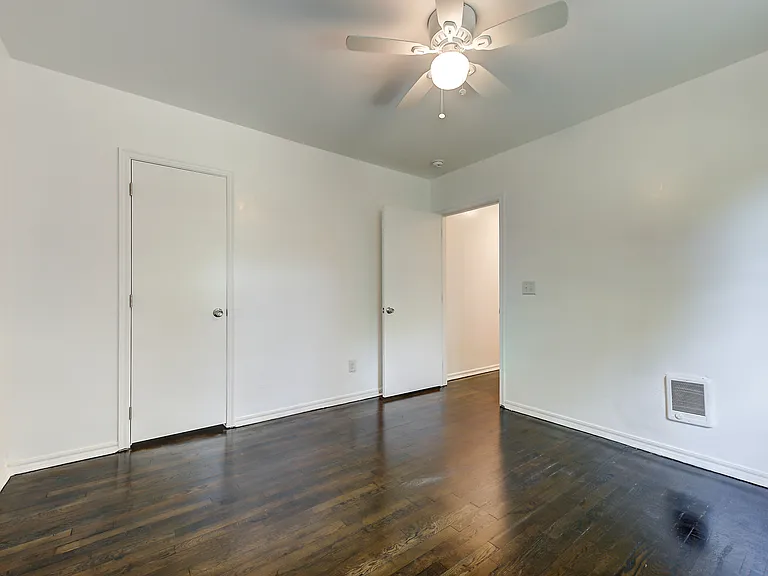 2416 SW 33rd St — Photo 23