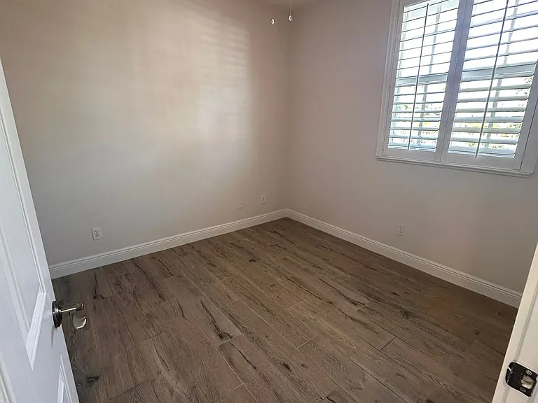 3702 NE Indian River Dr #201 — Photo 19