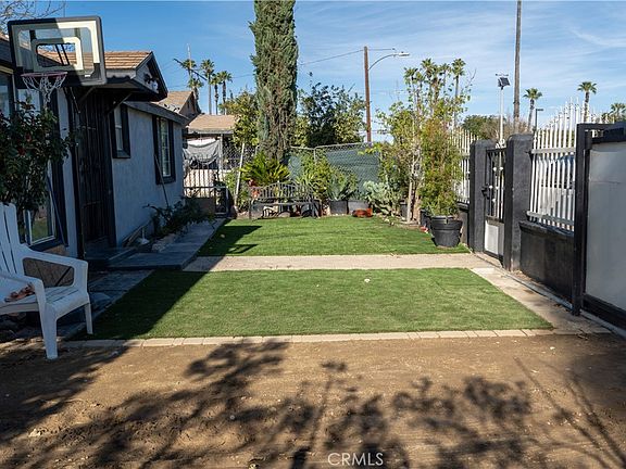 3rd image of 3895 Twining St