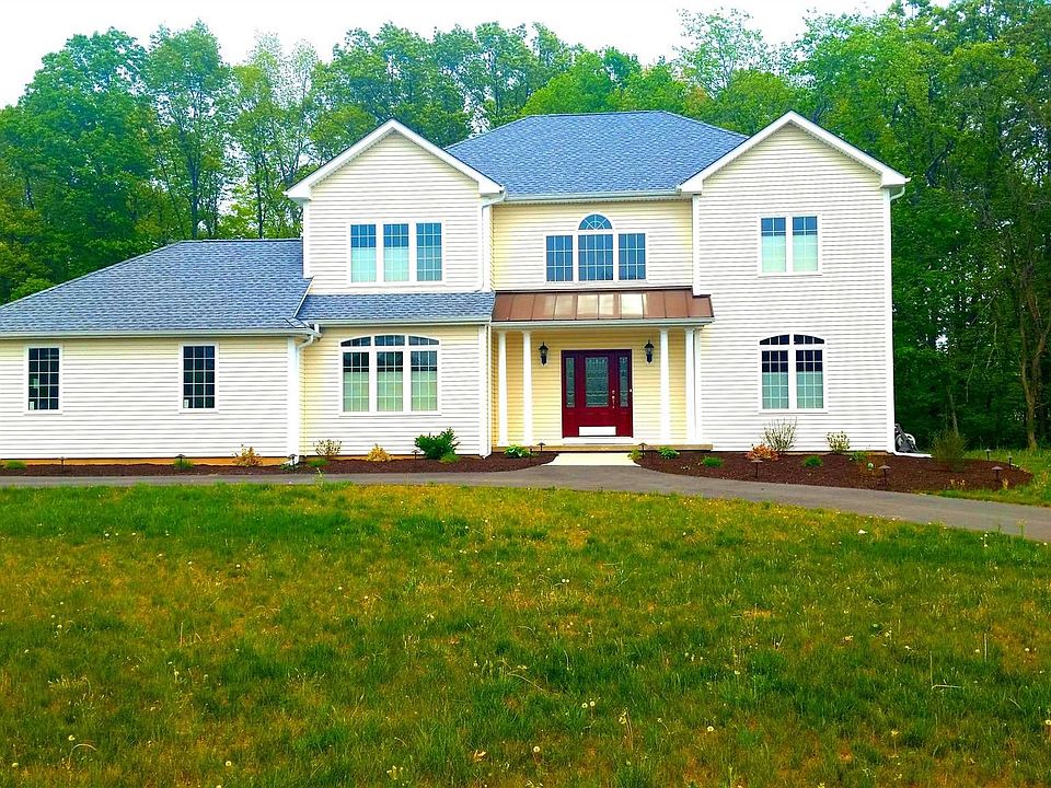 1st image of 33 Regan Way
