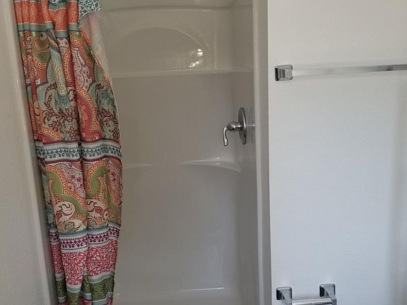 5th image of 800 Maltby St #3