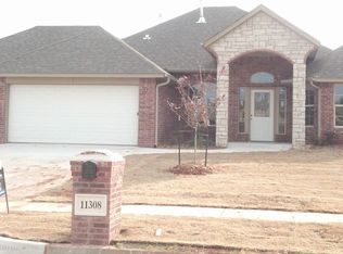 11308 NW 8th St, Yukon, OK 73099