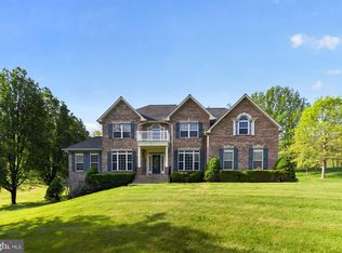 90 Oxford Way, Huntingtown, MD 20639