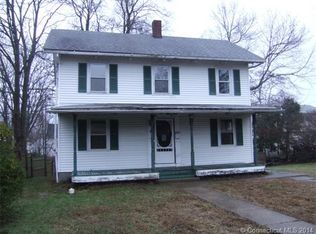 6 Cosgrove Pl, New London, CT 06320
