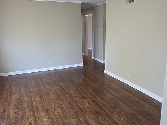 5th image of 4609 E 56th Pl
