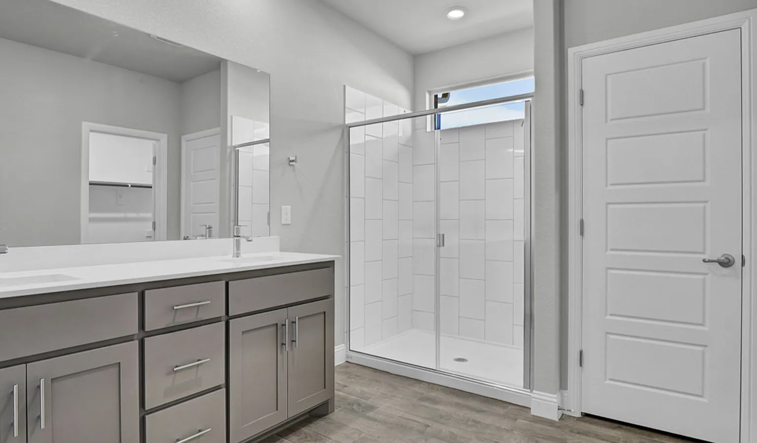 5 bed, 2112 sqft, $2,850 — Photo 4