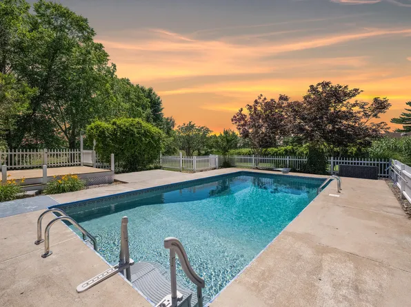 4320 Athens Boonesboro Rd, Lexington, KY 40509