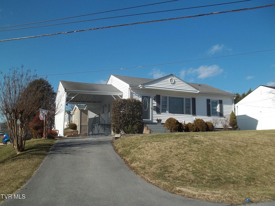 1st image of 1012 College Ave