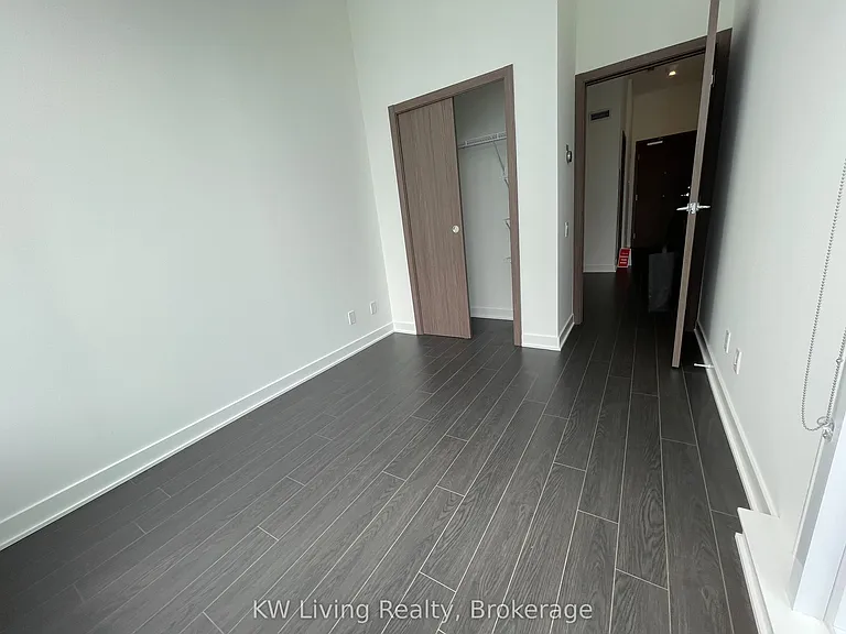 19 Bathurst St #4210 — Photo 17