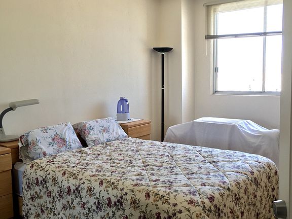 4th image of 1200 Gough St Unit 18C