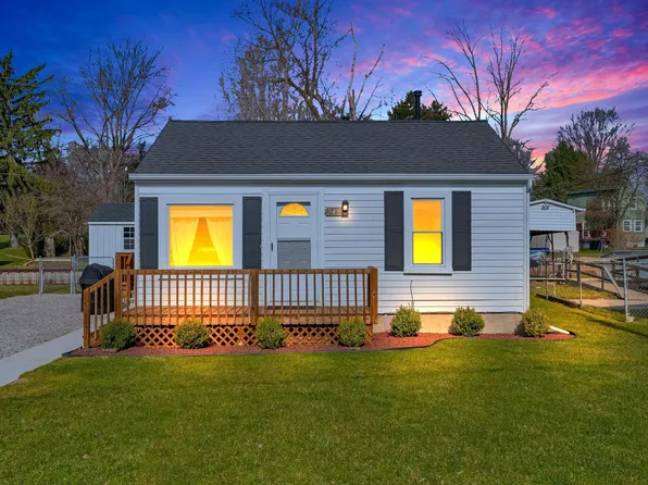 5490 Orchard Dr, East China, MI 48054