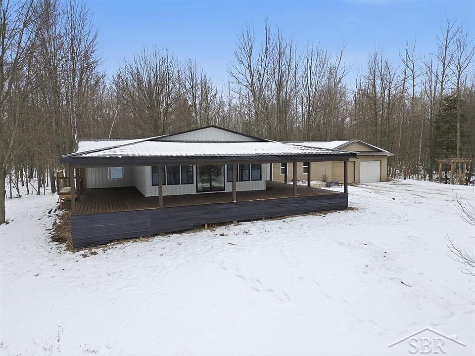 1st image of 5655 N Alamando Rd