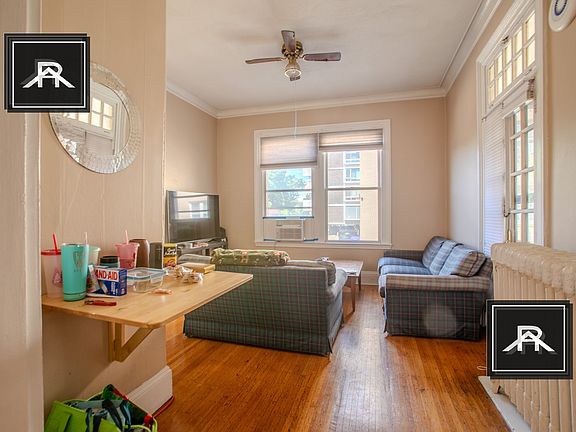 3rd image of 46A Babcock St #1