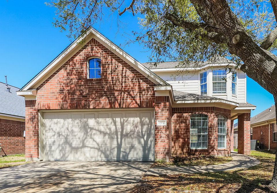 1st image of 12131 English Brook Cir