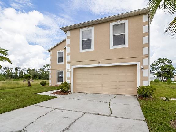 3rd image of 644 Heraldo Ct