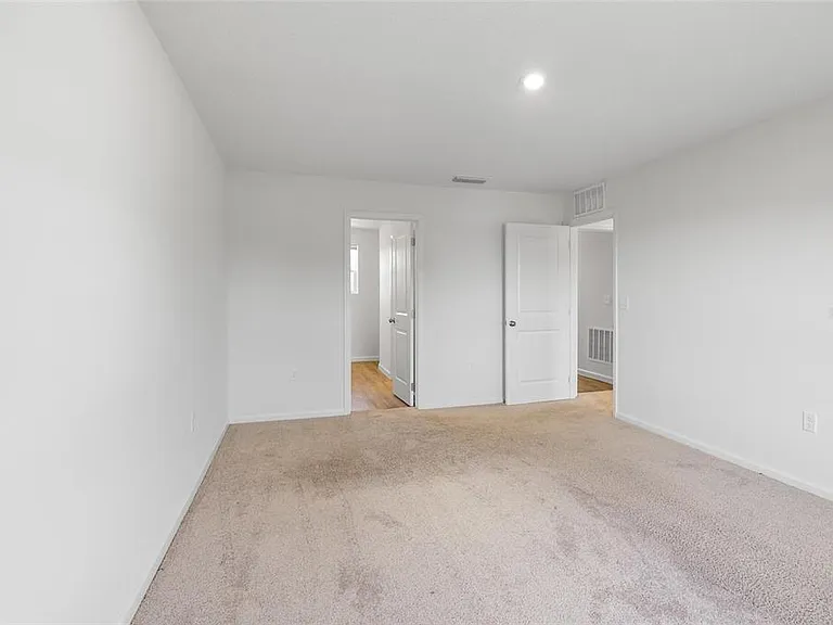 612 Linnet Ct — Photo 24