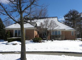 42833 Ashbury Dr, Novi, MI 48375